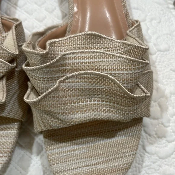 A New Day, beautiful slide sandals,  size 10 never worn! NWOT - Picture 3 of 8